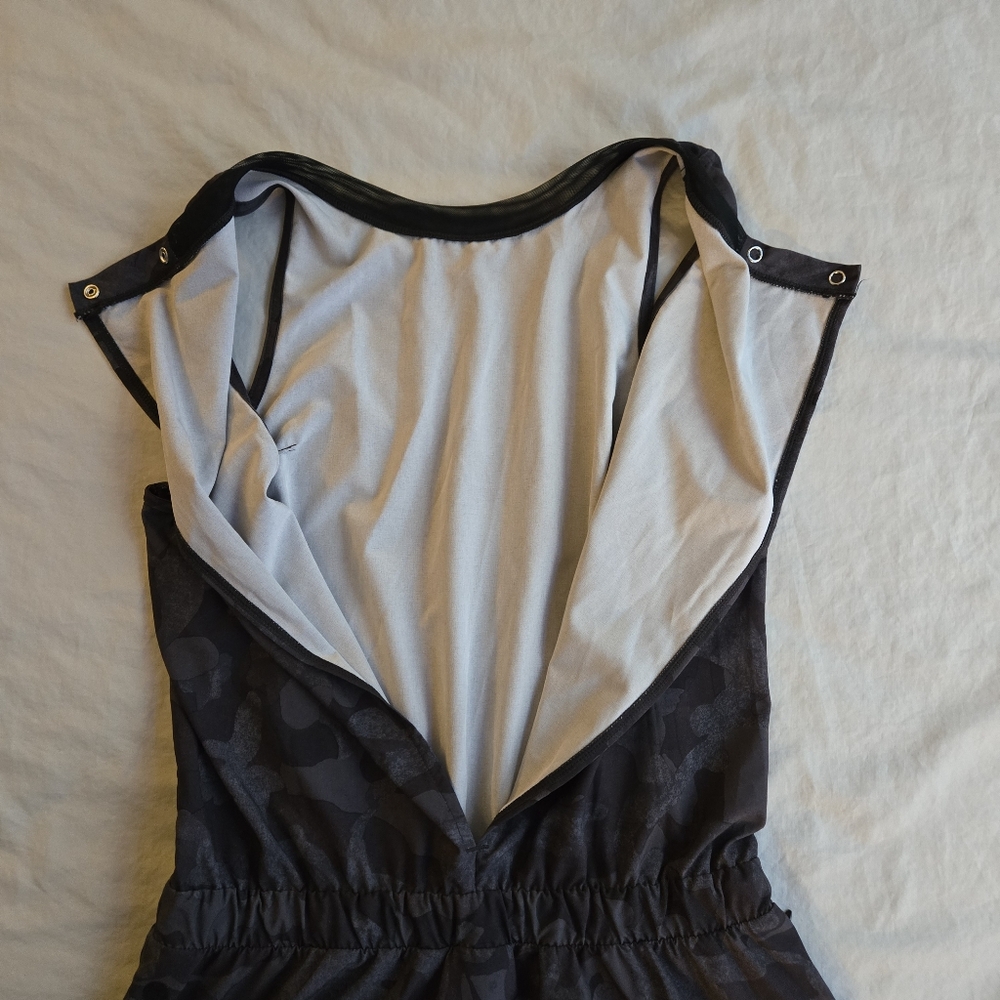 Zella Getaway Blouson Romper XS Grey Depths Say My Name Camo - Picture 8 of 9